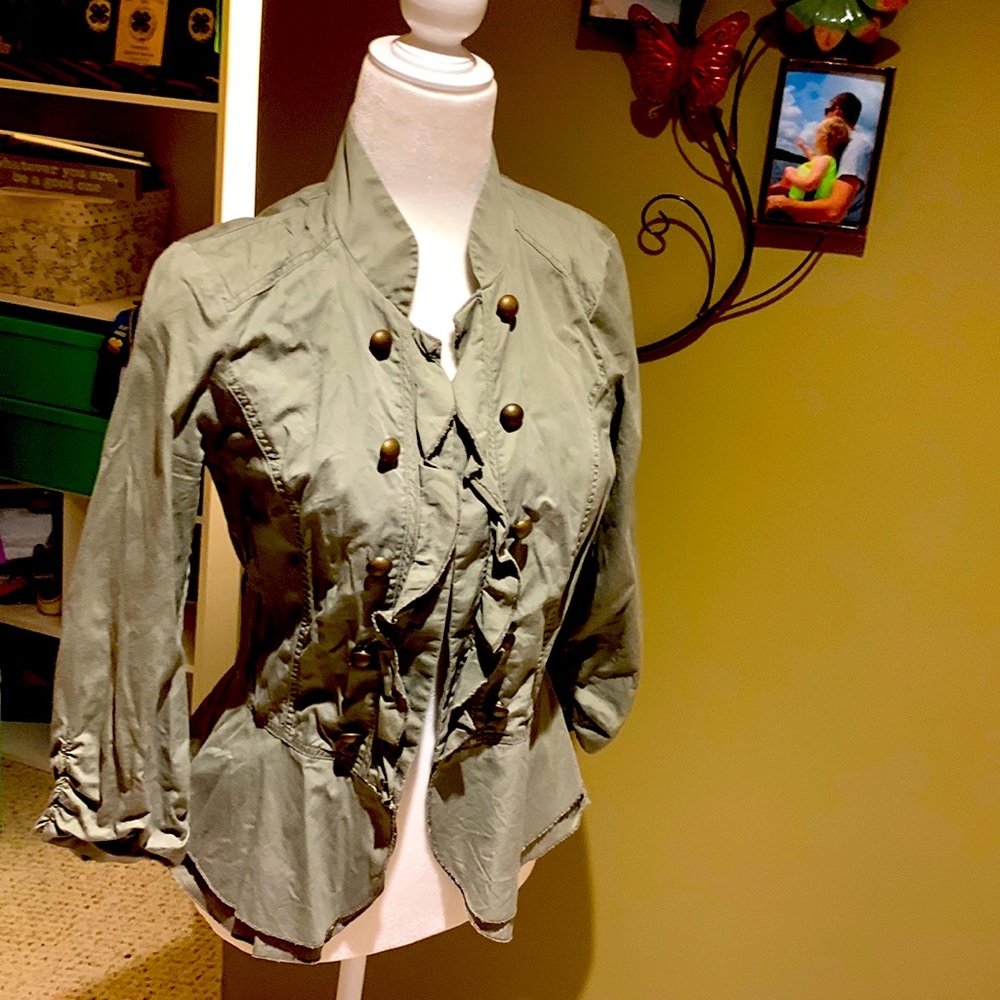 Light army green blazer. Not lined.